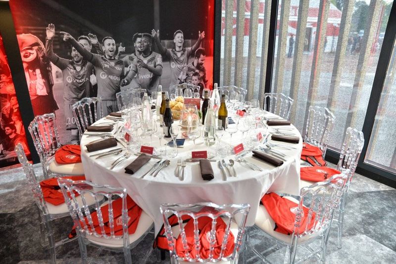 location chaise napoléon polycarbonate aubagne