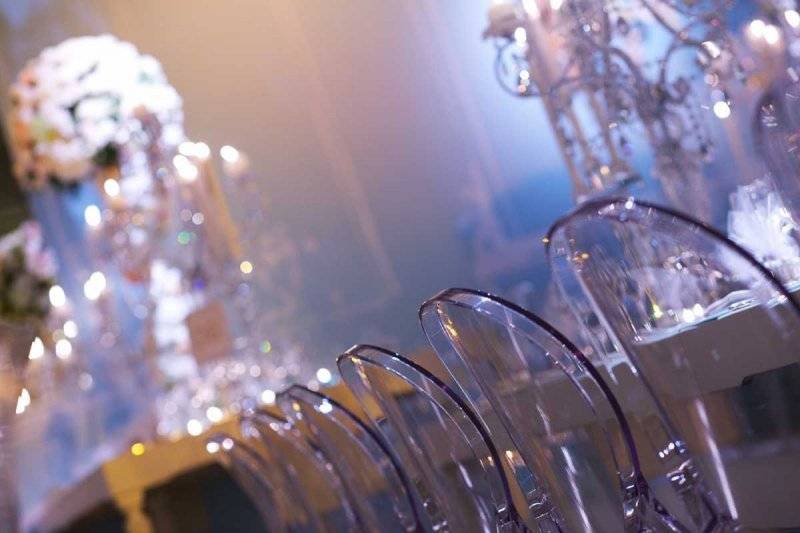 location chaise avec dossier rond